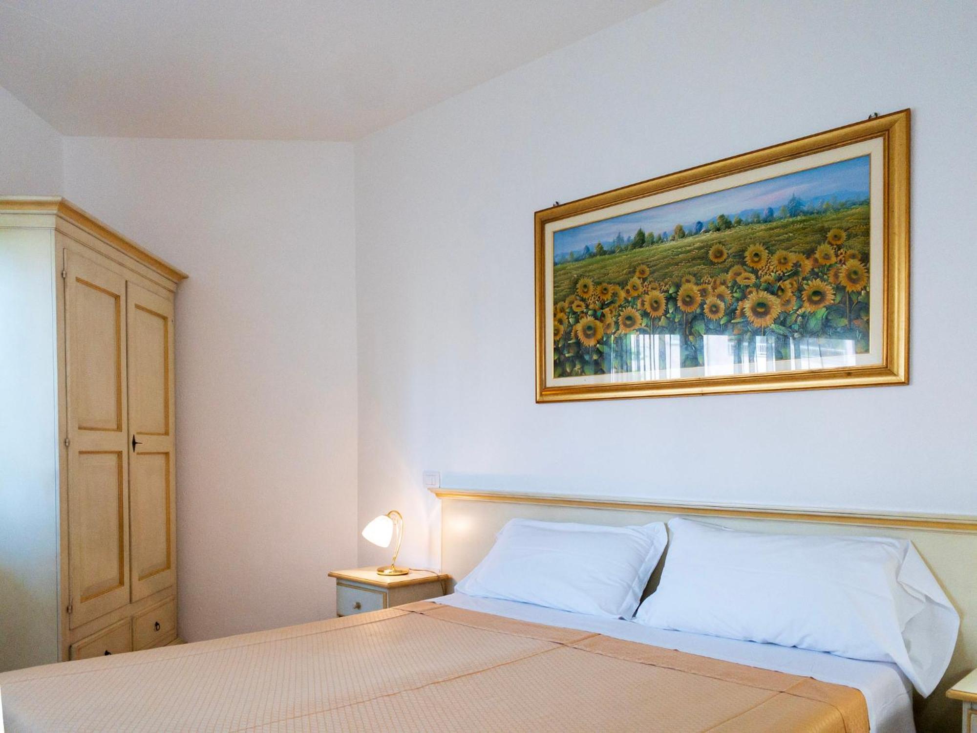 Hotel Donatella Позада Екстер'єр фото