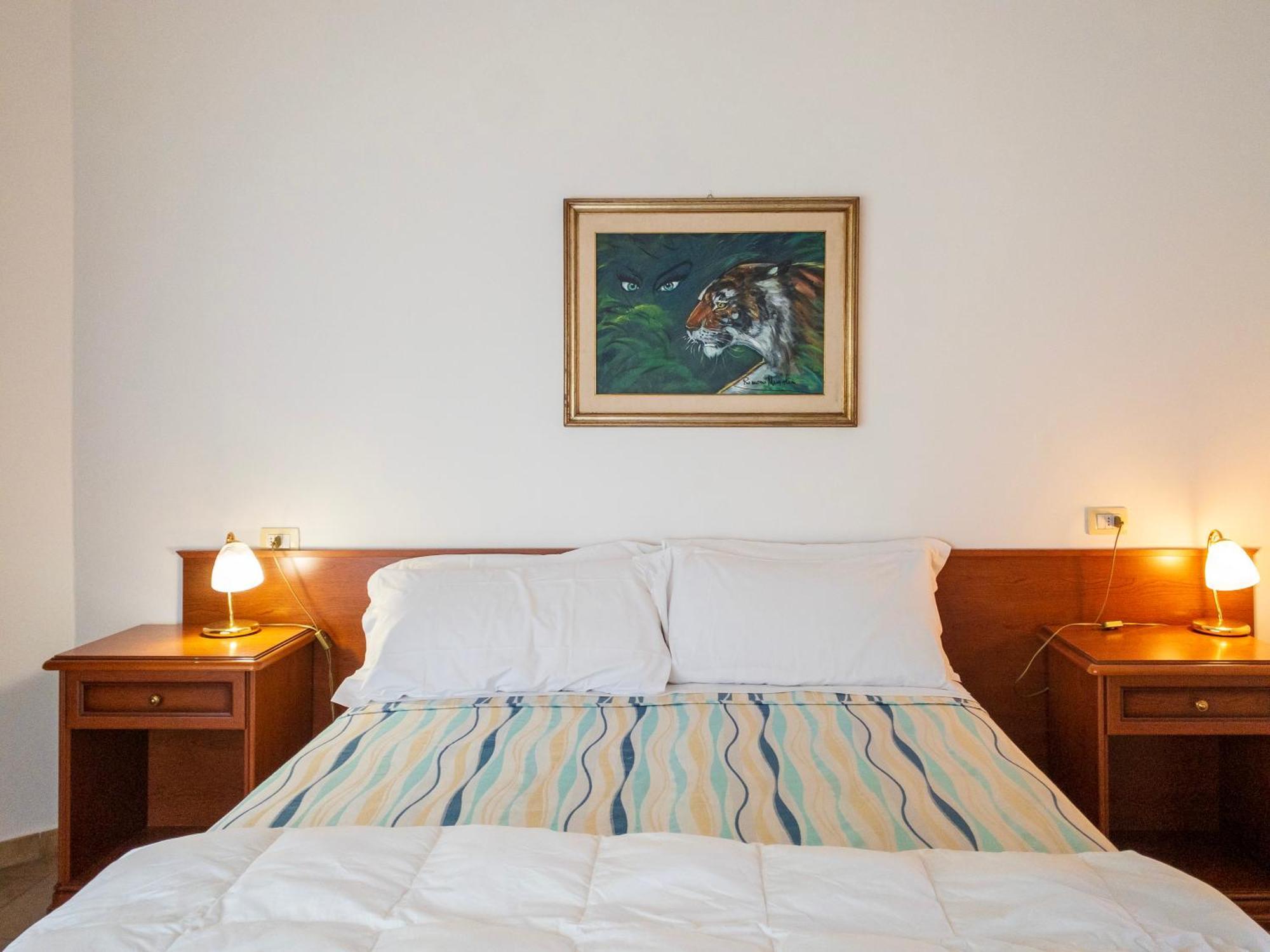 Hotel Donatella Позада Екстер'єр фото